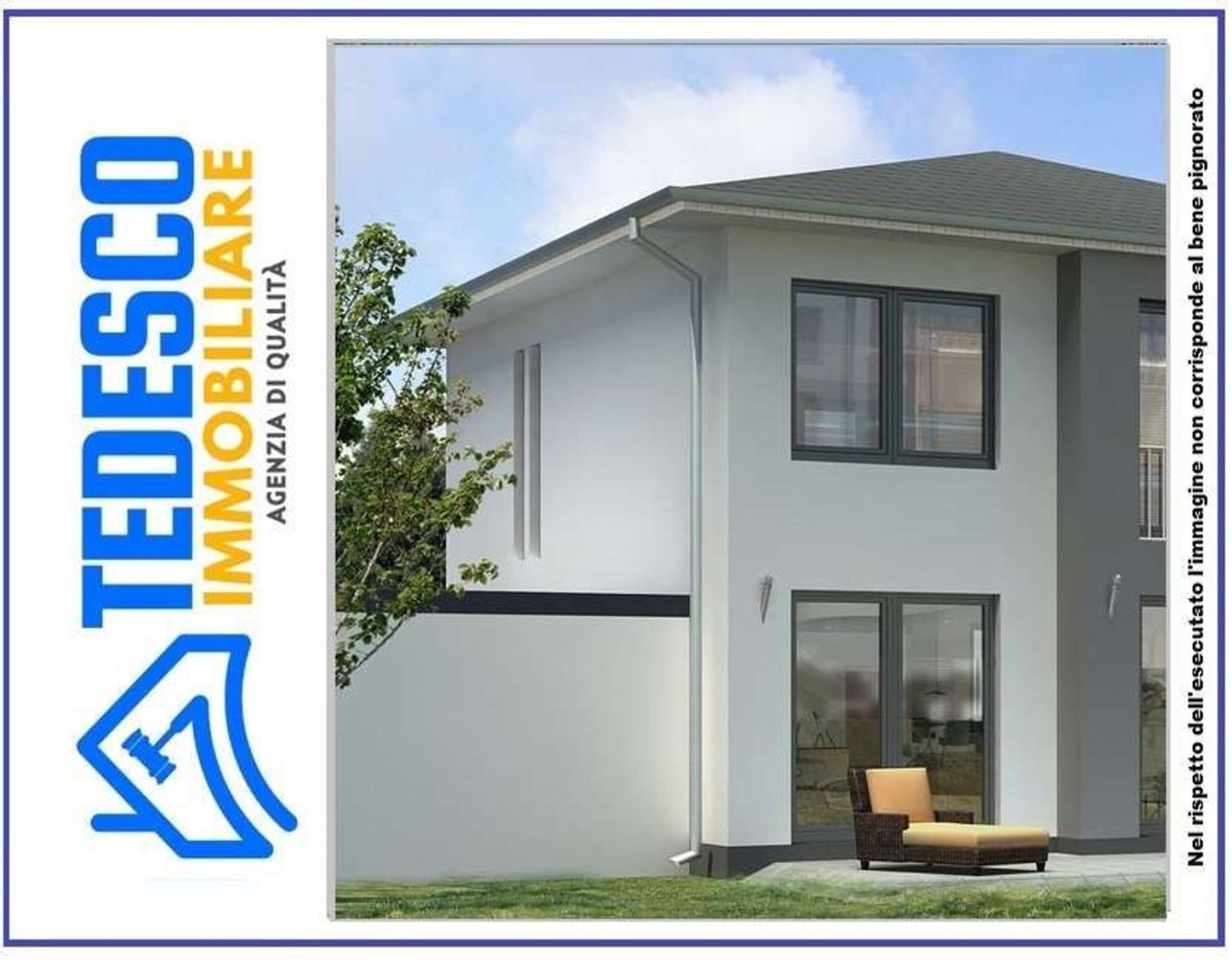 6 rooms Apartment in San Gennaro Vesuviano, Italy No. 268068