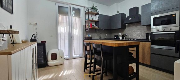 2 Schlafzimmer Wohnung in Pisa, Italy, Nr. 352495 4