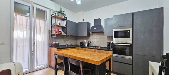 2 Schlafzimmer Wohnung in Pisa, Italy, Nr. 352495 5