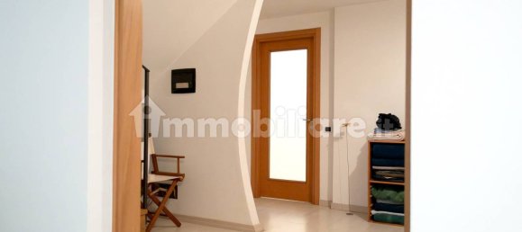 3 Schlafzimmer Villa in Cadrezzate con Osmate, Italy, Nr. 63609 24