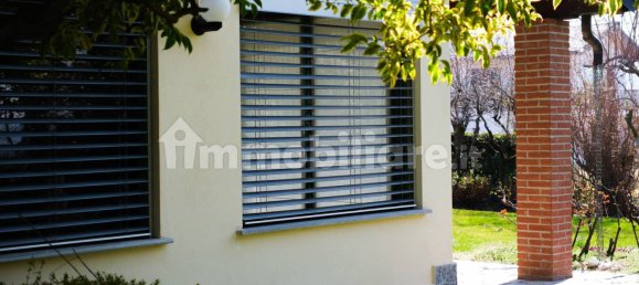 3 Schlafzimmer Villa in Cadrezzate con Osmate, Italy, Nr. 63609 23