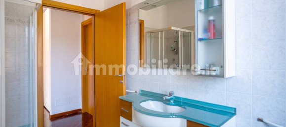3 Schlafzimmer Villa in Cadrezzate con Osmate, Italy, Nr. 63609 15