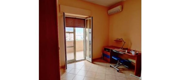 Apartamento de 2 habitaciónes en Catania, Italy No. 323068 6