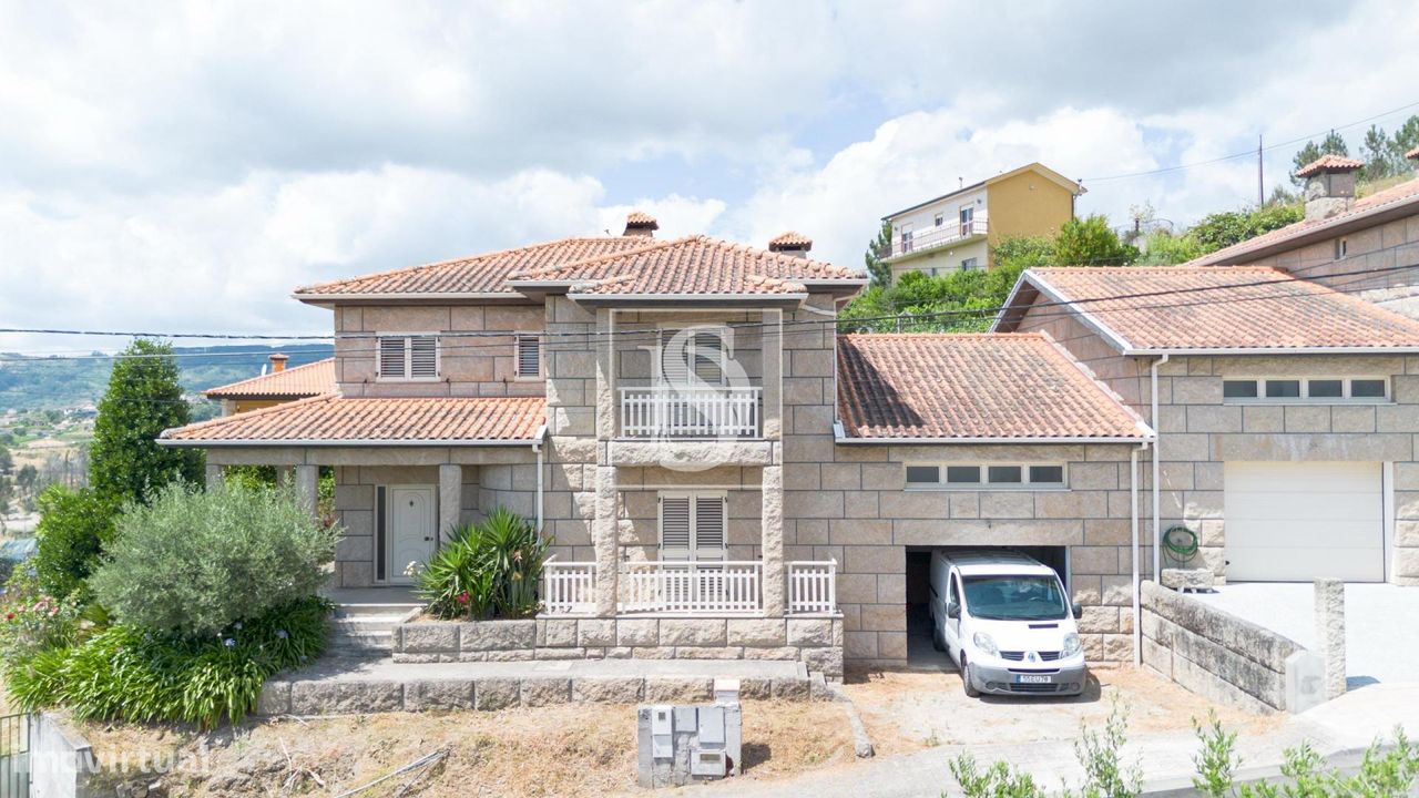 4 bedrooms House in Gove, Portugal No. 334737