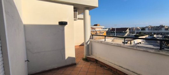 2 chambres Penthouse à Trani, Italy No. 381332 6