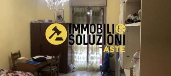 3-salle Appartement à Bergamo, Italy No. 6058 7