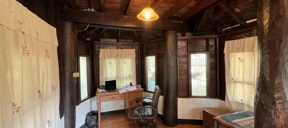 5 bedrooms House in Chiang Mai, Thailand No. 5211 18