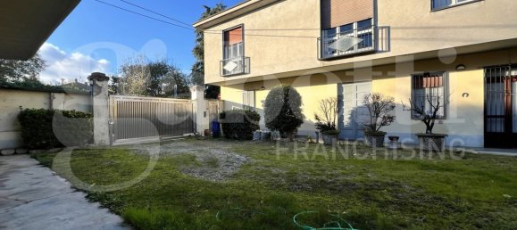 Casa T3 em Castano Primo, Italy N.º 158895 5