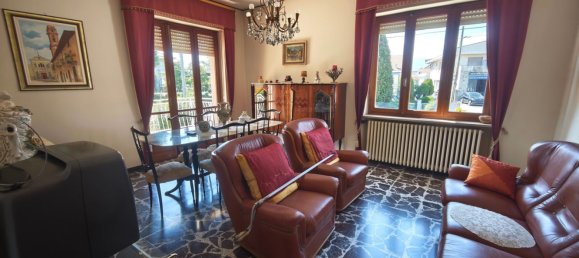 5 bedrooms House in San Maurizio Canavese, Italy No. 379749 2