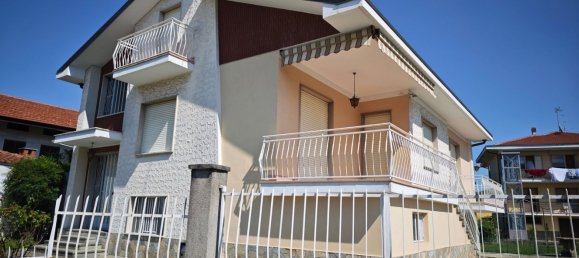 5 bedrooms House in San Maurizio Canavese, Italy No. 379749 26