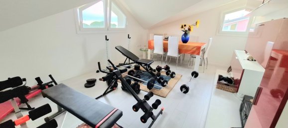 Casa de 7 habitaciónes en Gavello, Italy No. 61615 13