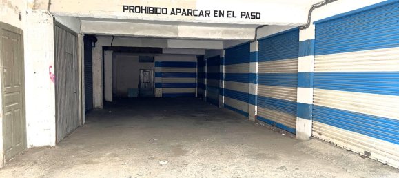 230m² Commercial property in Alagon, Spain No. 64470 4