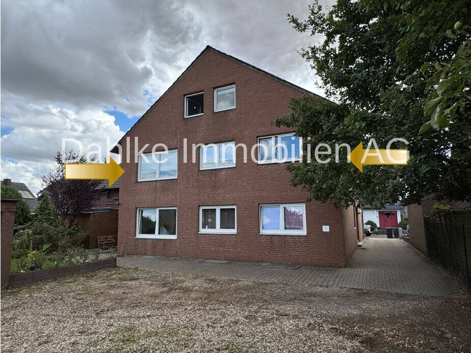 Квартира с 3 спальнями в Хайнсберг, Германия № 362498