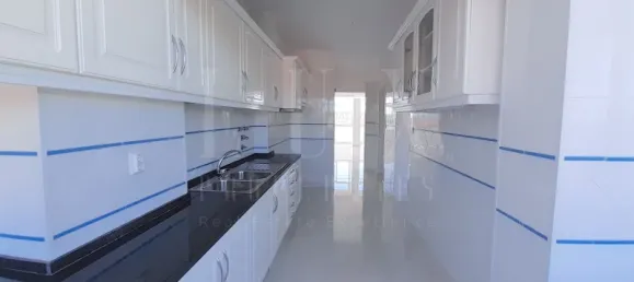 3 Schlafzimmer Wohnung in Cascais, Portugal, Nr. 67002 11