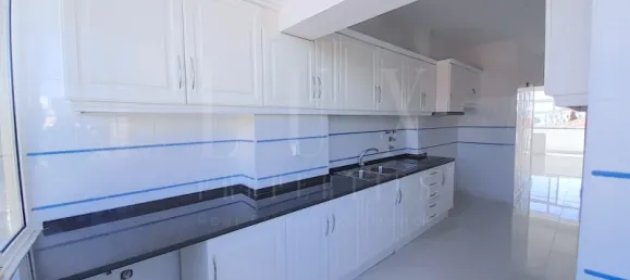 3 Schlafzimmer Wohnung in Cascais, Portugal, Nr. 67002 10