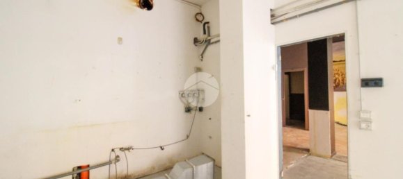 85m² Commercial property in Codogno, Italy No. 222982 14