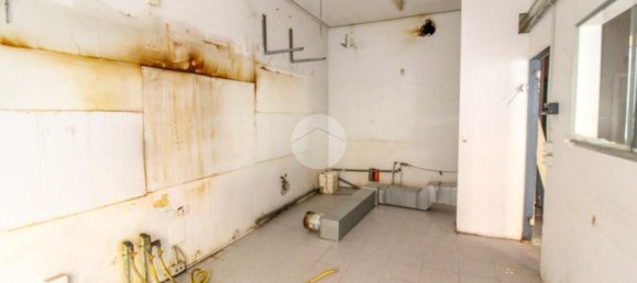 85m² Commercial property in Codogno, Italy No. 222982 7