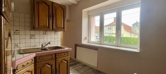 Casa de 3 dormitorios en Crehange, France No. 157359 12