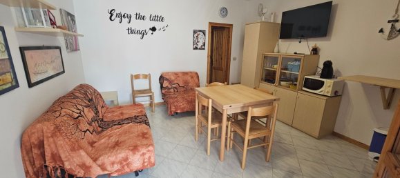 2 bedrooms Apartment in Comacchio, Italy No. 321434 6