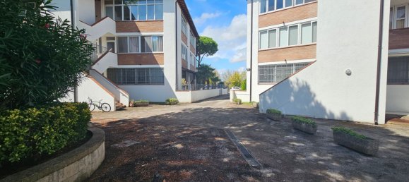 2 bedrooms Apartment in Comacchio, Italy No. 321434 4