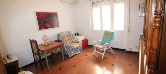 Apartamento de 3 habitaciónes en Genoa, Italy No. 36733 3