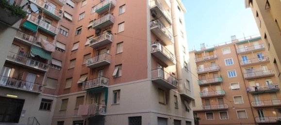 Apartamento de 3 habitaciónes en Genoa, Italy No. 36733 17
