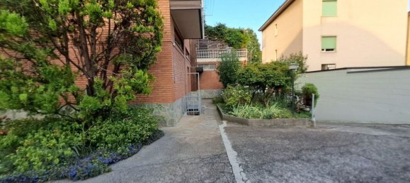 3 rooms Apartment in Cinisello Balsamo, Italy No. 339021 27
