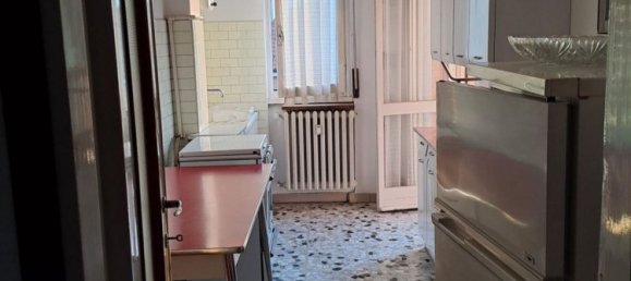 3 rooms Apartment in Cinisello Balsamo, Italy No. 339021 14