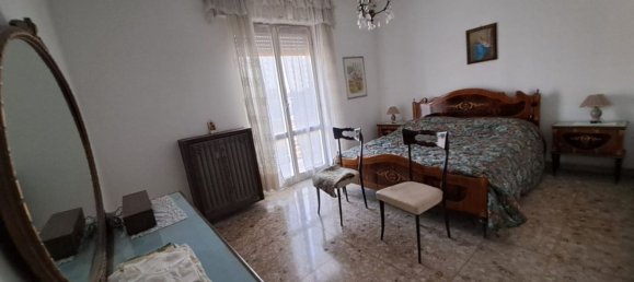 3 rooms Apartment in Cinisello Balsamo, Italy No. 339021 17