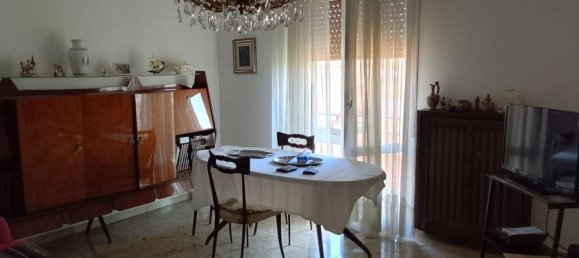 3 rooms Apartment in Cinisello Balsamo, Italy No. 339021 3