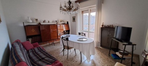 3 rooms Apartment in Cinisello Balsamo, Italy No. 339021 7