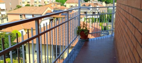 3 rooms Apartment in Cinisello Balsamo, Italy No. 339021 6