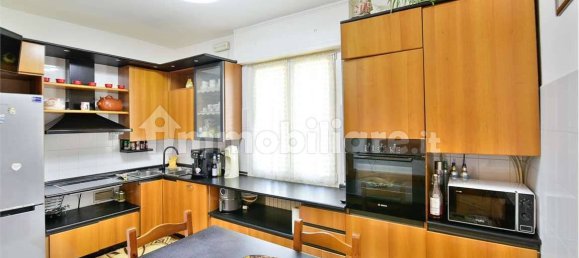 3-salle Appartement à Paderno Dugnano, Italy No. 362149 4