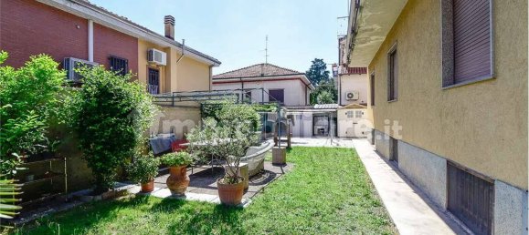 3-salle Appartement à Paderno Dugnano, Italy No. 362149 12