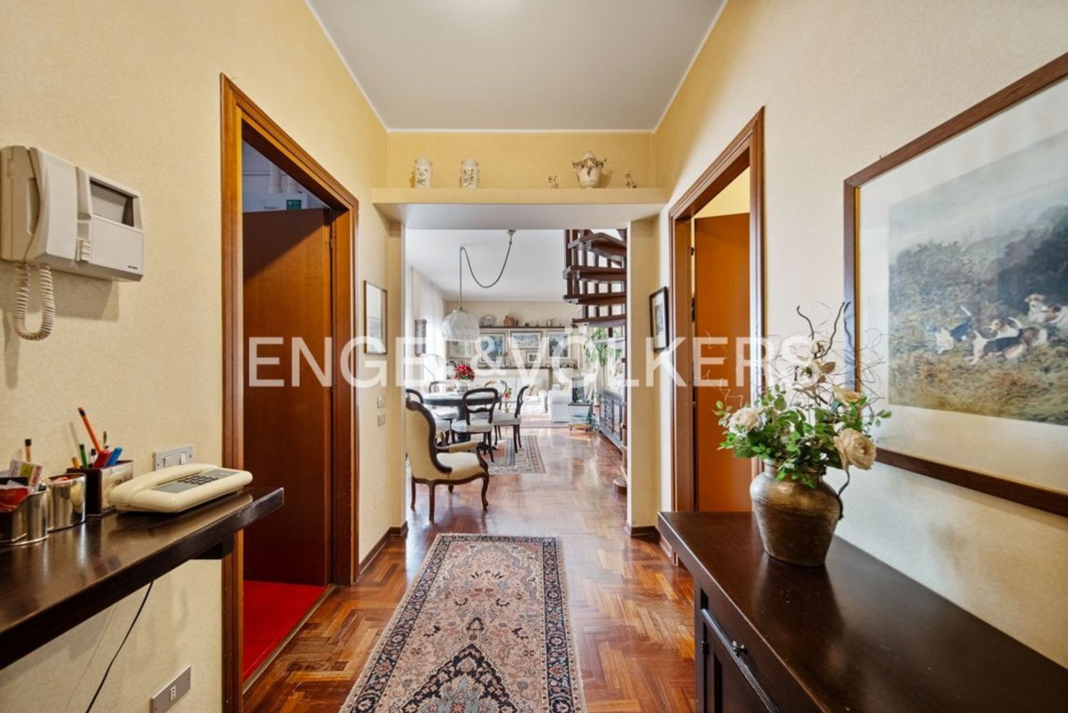 4غرفة منزل ذو طابقين في Legnano, Italy رقم 132278