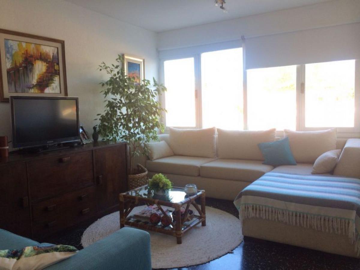 2 bedrooms Apartment in Maldonado, Uruguay No. 3277