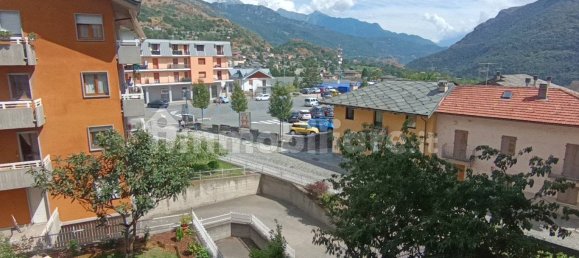 3 Schlafzimmer Wohnung in Saint Vincent, Italy, Nr. 284151 5