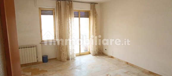 3 Schlafzimmer Wohnung in Saint Vincent, Italy, Nr. 284151 2