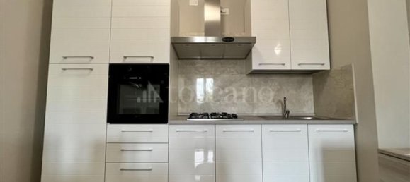 3 bedrooms Apartment in Desenzano del Garda, Italy No. 370574 9