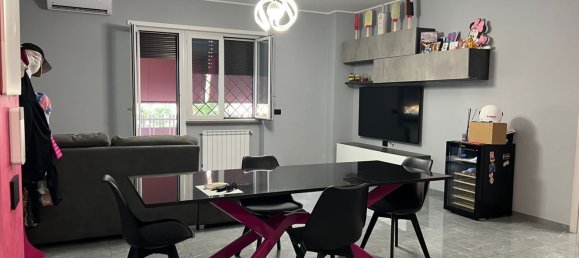 4 bedrooms Apartment in Rome, Italy No. 341795 13