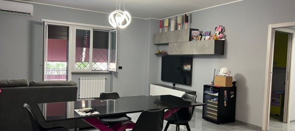 4 bedrooms Apartment in Rome, Italy No. 341795 12