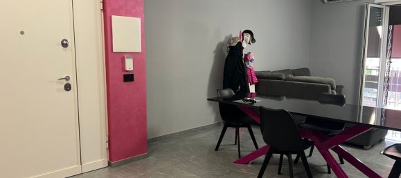 4 bedrooms Apartment in Rome, Italy No. 341795 9