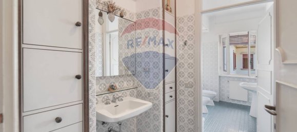 6 bedrooms Villa in Sulbiate, Italy No. 288474 19