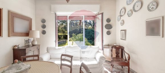 6 bedrooms Villa in Sulbiate, Italy No. 288474 3