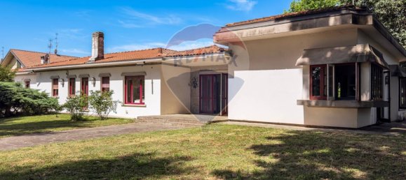 6 bedrooms Villa in Sulbiate, Italy No. 288474 31