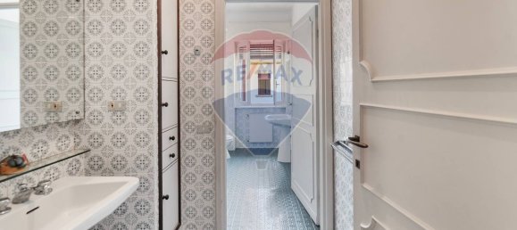 6 bedrooms Villa in Sulbiate, Italy No. 288474 18