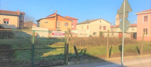 800m² Land in Albaredo d'Adige, Italy No. 199739 2