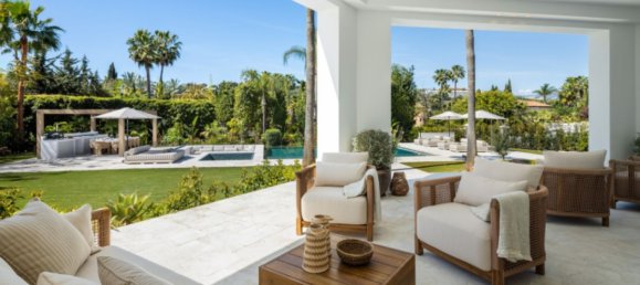 Villa de 5 dormitorios en Marbella, Spain No. 136035 12