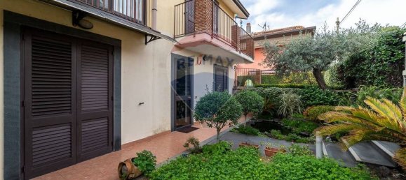 7 rooms Apartment in San Gregorio di Catania, Italy No. 147417 22