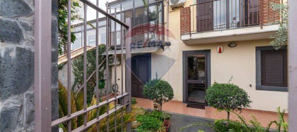 7 rooms Apartment in San Gregorio di Catania, Italy No. 147417 20